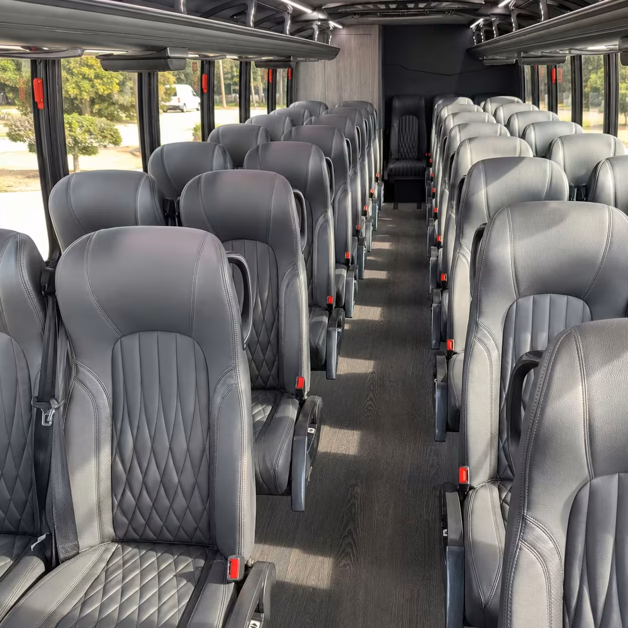 henderson 35 passenger minibus rental