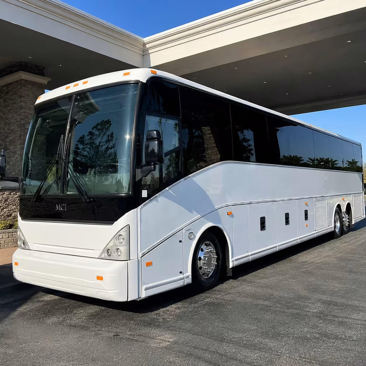 henderson charter bus rentals between facilities and off site parking