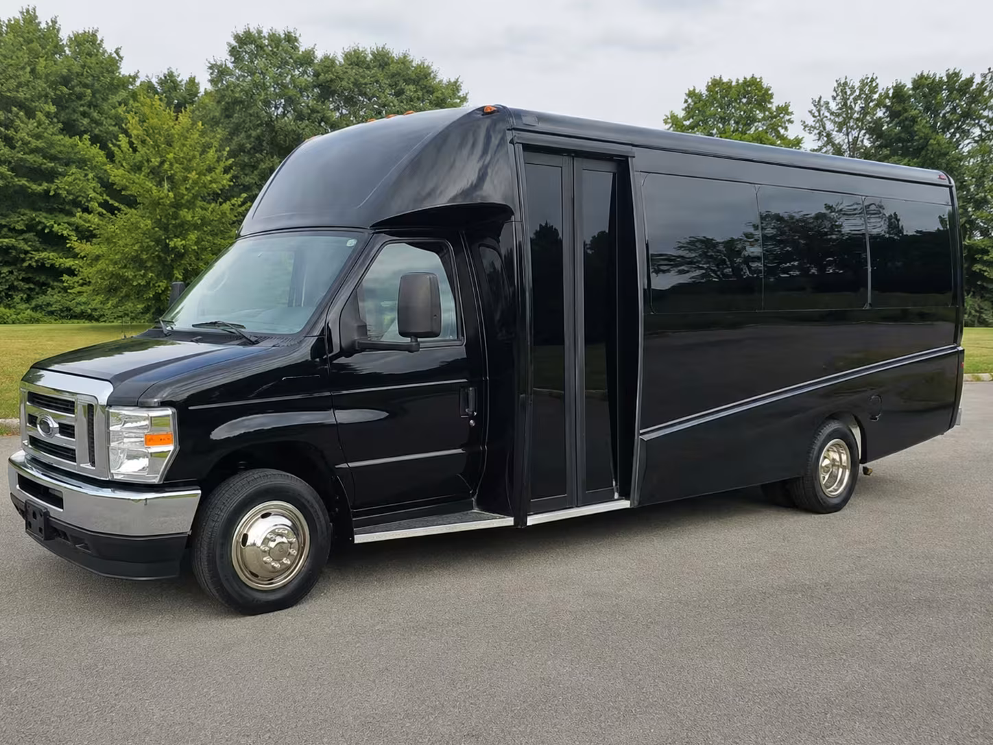 henderson minibus rentals to nevada state museum las vegas